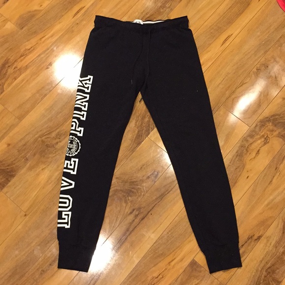 Victoria’s secret pink joggers size small
